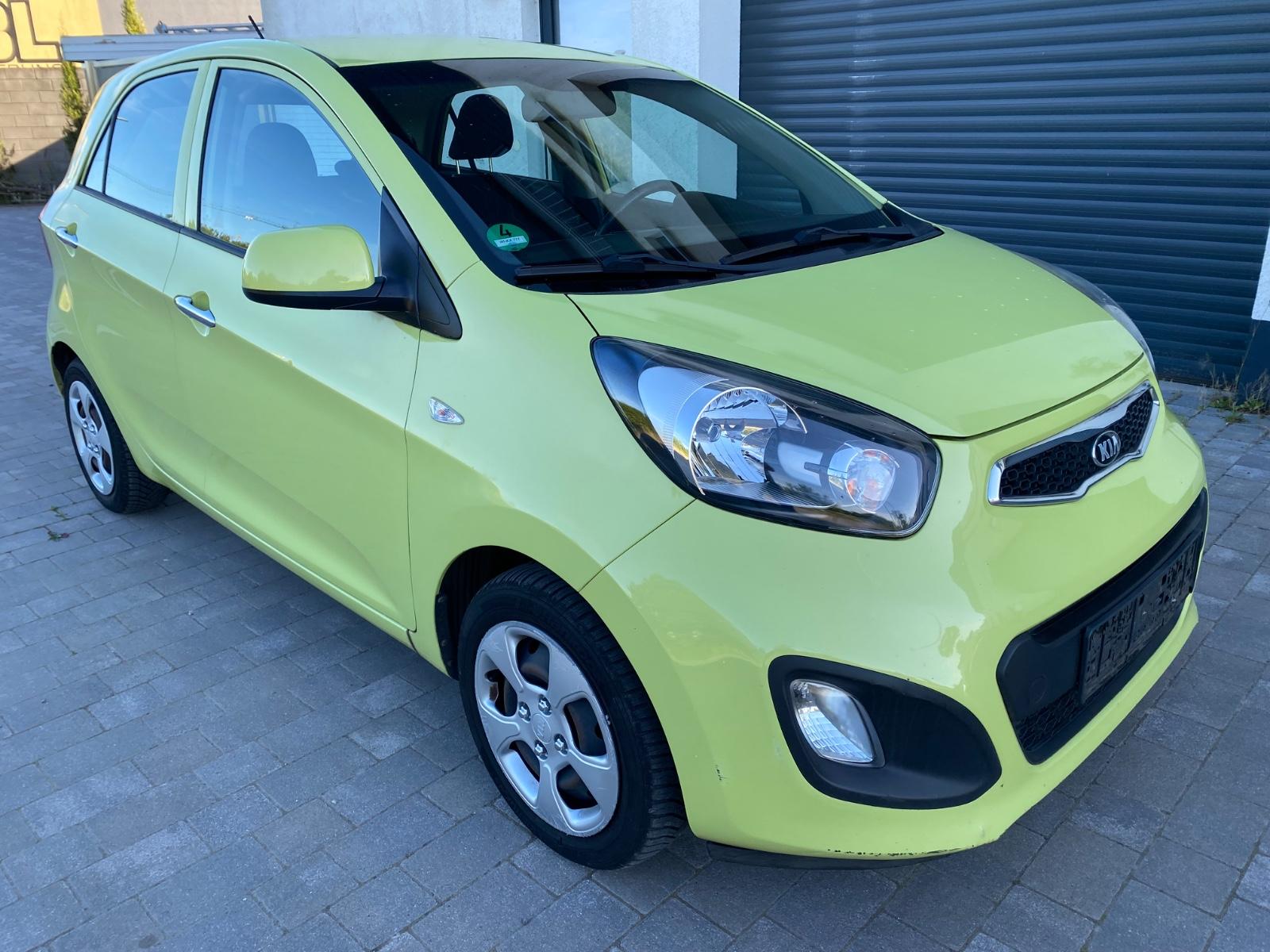 Kia Picanto FIFA World Cup Edition. Aus-1 Hand.