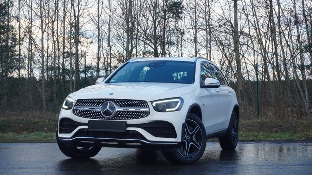 Mercedes-Benz GLC300e 4M AMG MBeam/ACC/DigitalCP/AirMatic/360°