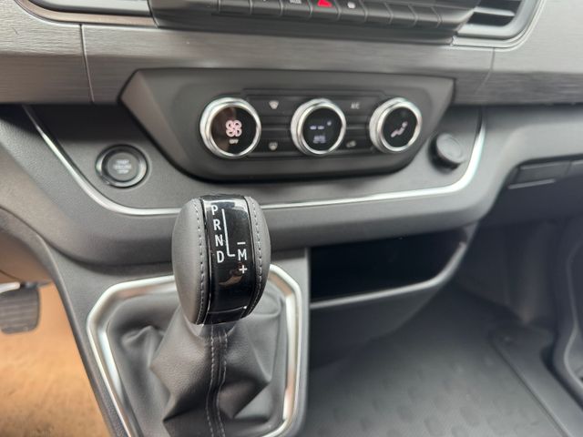 Renault Trafic 2.0 dCi170 EDC Grand SpaceClass L2H1 8-SI
