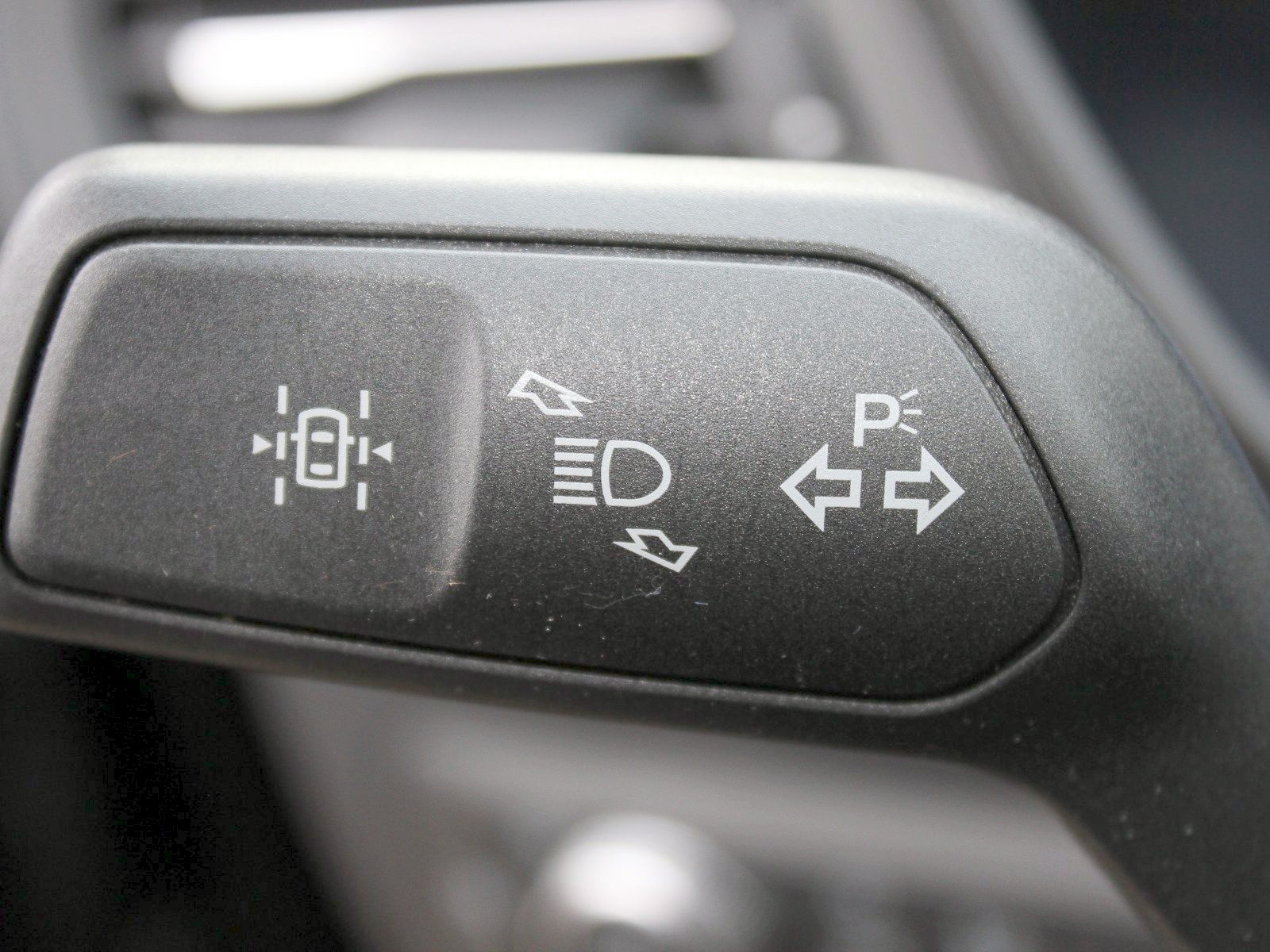 Fahrzeugabbildung Ford Kuga Plug-In Hybrid ST-Line