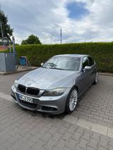 BMW E90 330d xDrive - LCI M-Paket n57 AHK - BMW 330 Limousine 330d m paket mit Diesel-Antrieb