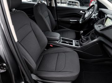 Ford Kuga - 9
