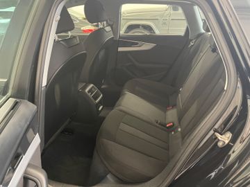 Audi A4 - 12