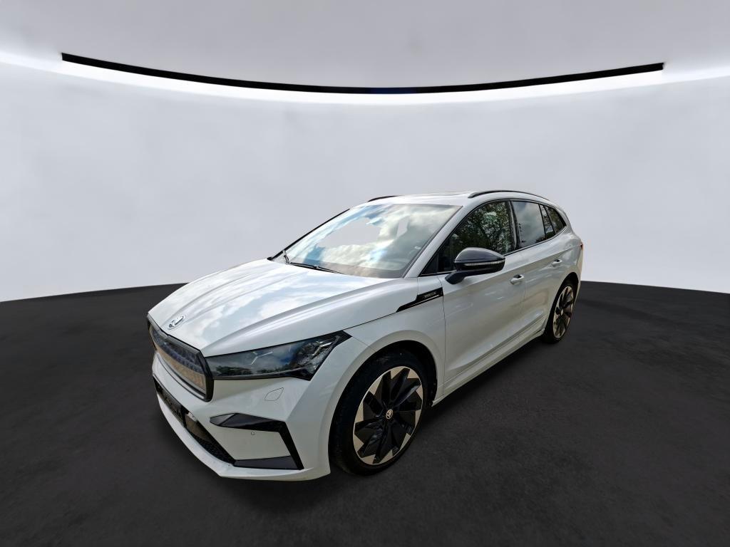 Skoda Enyaq 80 x Sportline - AHK, Crystal, ACC, DCC