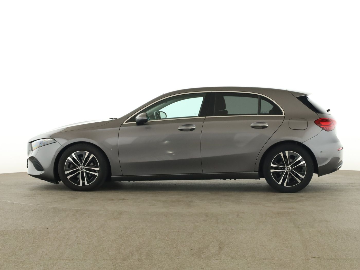 Mercedes-Benz A 180 d PROGRESSIVE ADV. PLUS WINTER AMBI KEYLES foto 3