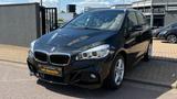 BMW 225i xDrive*M-SPORTPAKET*KEYLESS*KAM*HUD*SHZ*ACC - mit Benzin-Antrieb: Geländewagen, Sportpaket