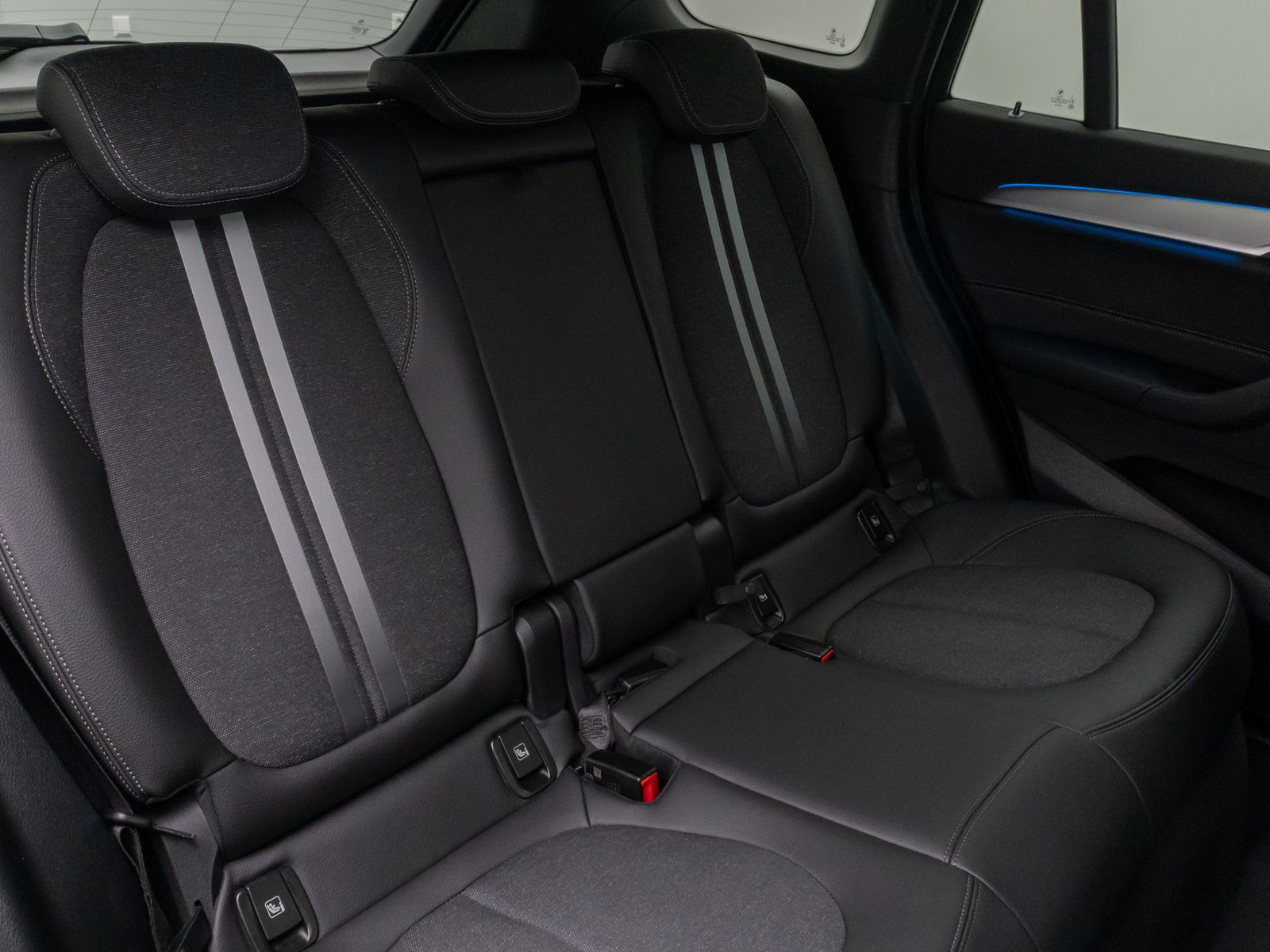 Fahrzeugabbildung BMW X1 xD25e Sport Line Parkassist DAB HiFi Komfort