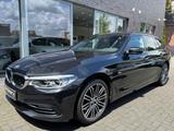 BMW 530i T xDri Sport Line PANO HUD SOFT DA+ 360 AHK - BMW 530 mit Benzin-Antrieb: Kombi, 530d