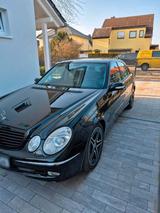 Mercedes-Benz W211 E200 kompressor Avantgarde - Mercedes-Benz E 200: Kompressor Avantgarde