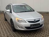 Opel Astra J Sports Tourer Design Edition - Opel Astra mit Diesel-Antrieb: Kombi, Tourer Sports Design Edition J