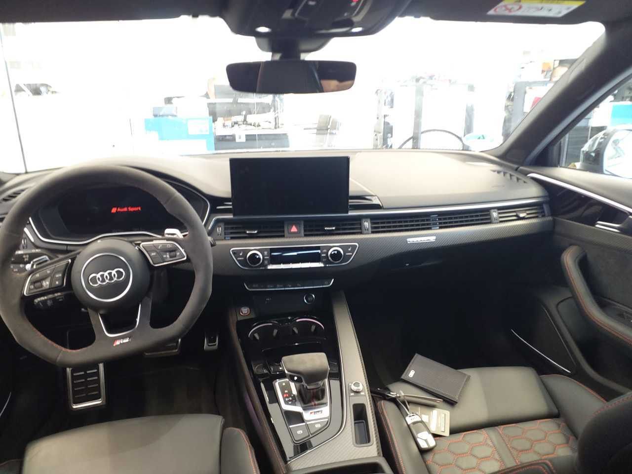 Audi RS4 - Bild 6
