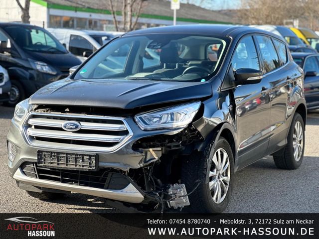 Ford Kuga Titanium TÜV 10/26 AHK Navi Full-Assist. Te