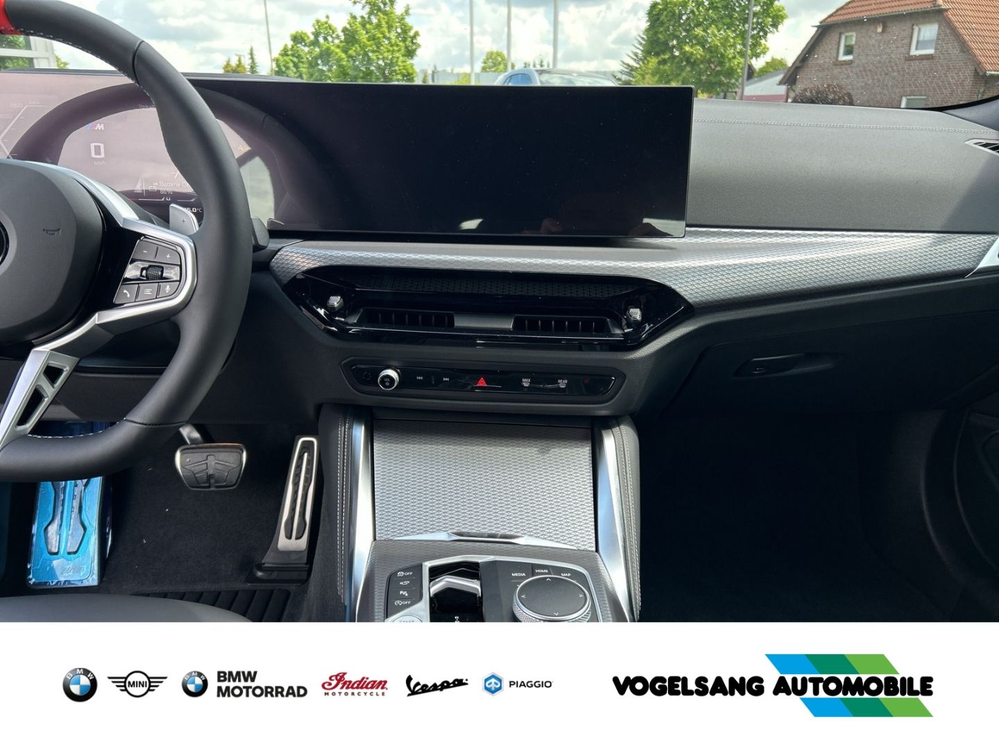 Fahrzeugabbildung BMW M440i xDrive Cabrio M Sport Pro Innovationspaket