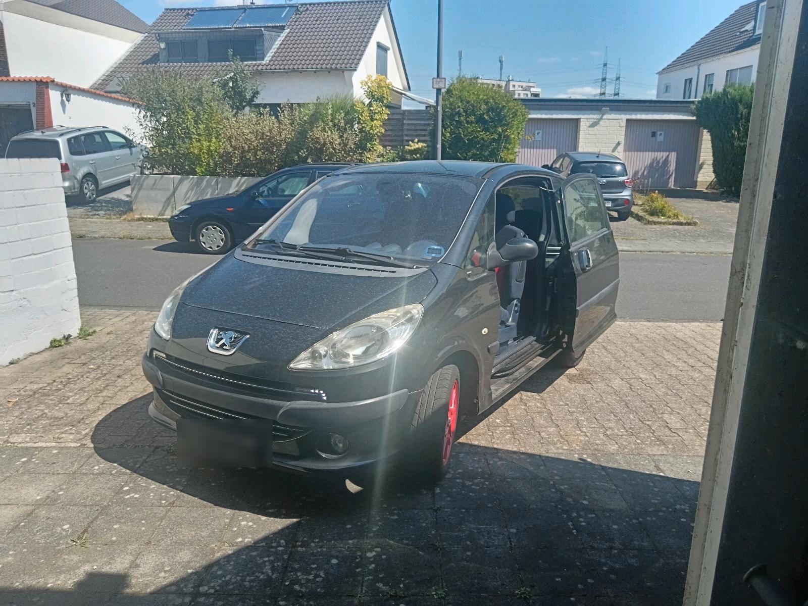 Peugeot 1007