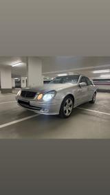 Mercedes-Benz E 320 AVANTGARDE Scheckheft Sehr gepflegt  - Mercedes-Benz E 320 aus 2005