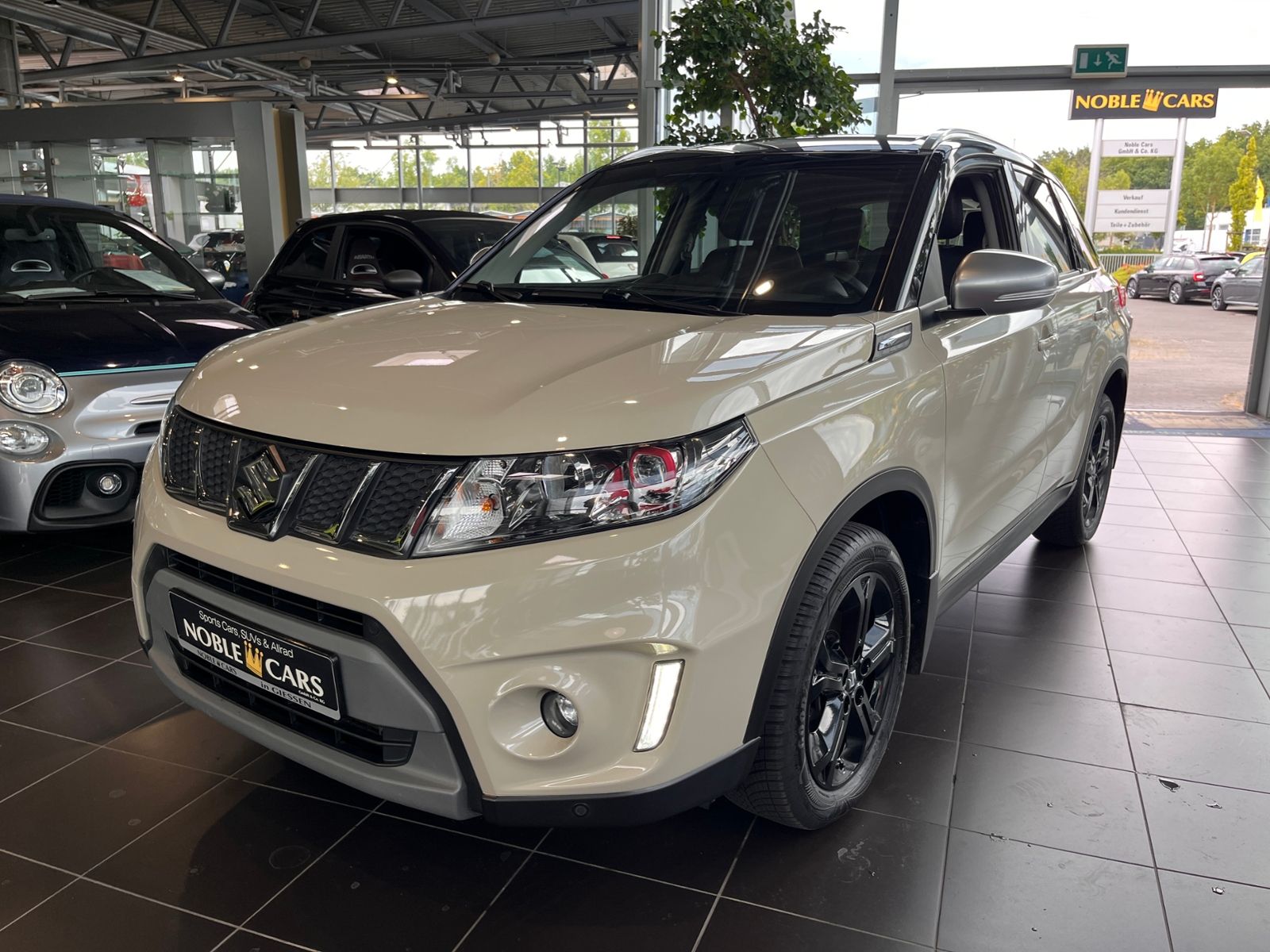 Fahrzeugabbildung Suzuki Vitara 1.4 S 4x4 KLIMA LED NAVI ALU