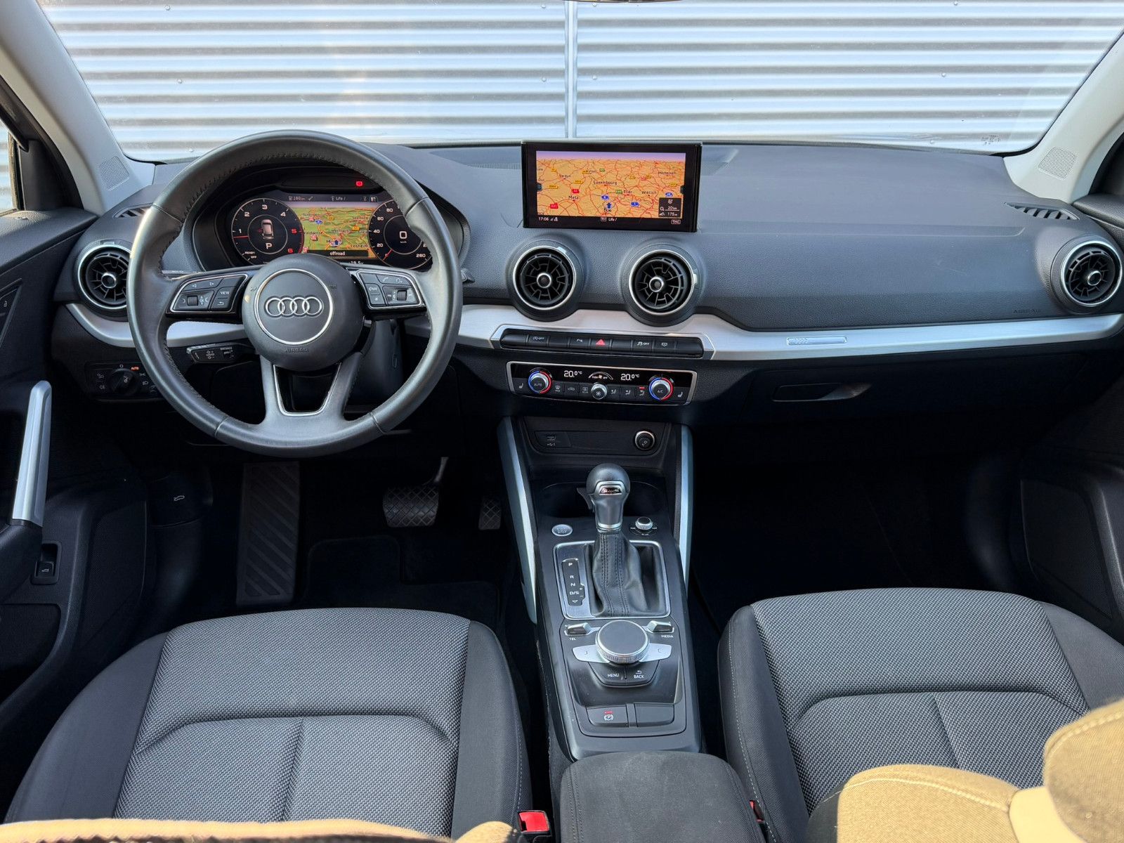Fahrzeugabbildung Audi Q2 30 TDI sport
