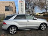 Mercedes-Benz ML 350 CDI BlueTec V6 Leder / Multimedia 150TKM - silberne Mercedes-Benz ML-Klasse