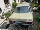 Mercedes-Benz 240 D (123 D) - Mercedes-Benz aus 1984 mit Diesel-Antrieb