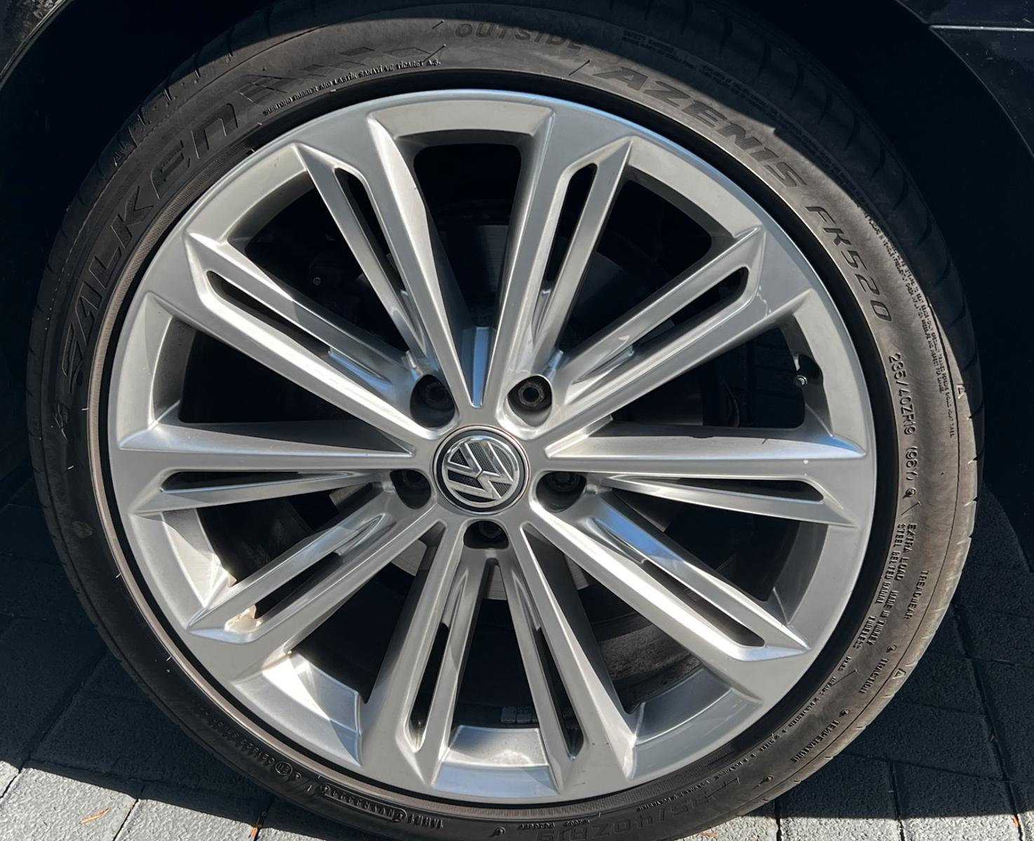 Volkswagen Passat Variant 1.4 TSI R-Line ACT DSG Vari...