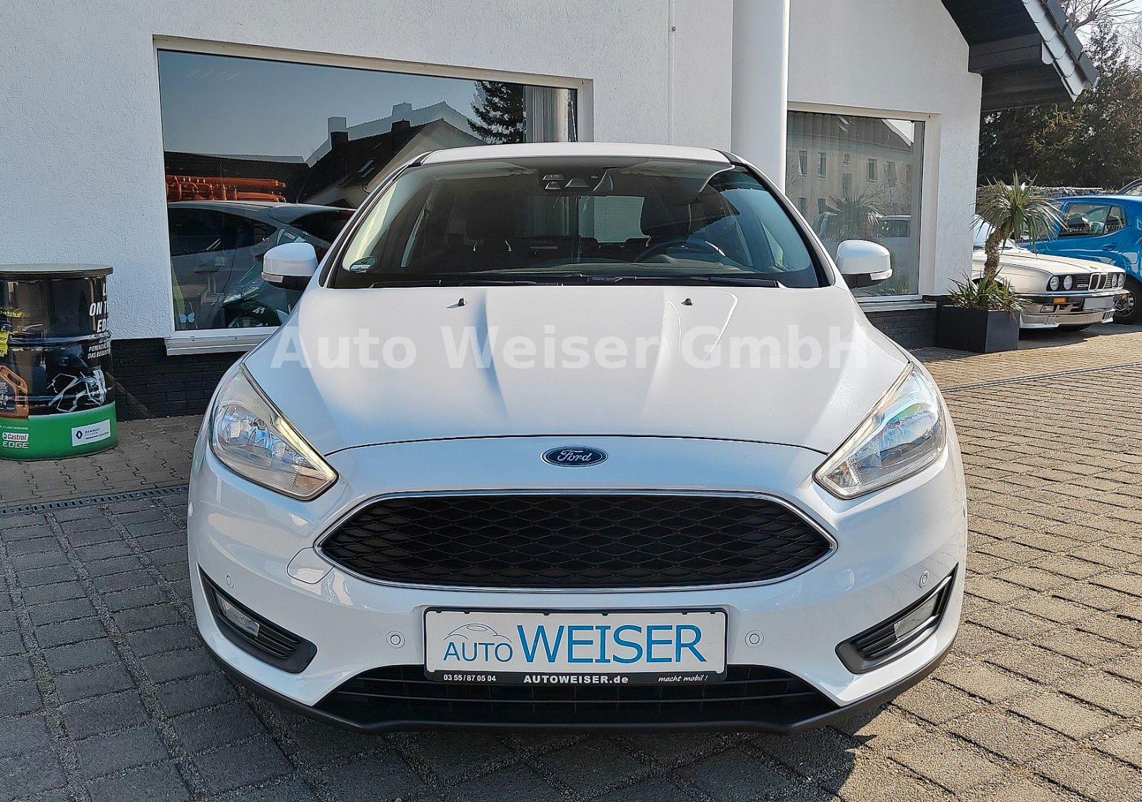 Ford Focus Lim. Business Navi SHZ PDC