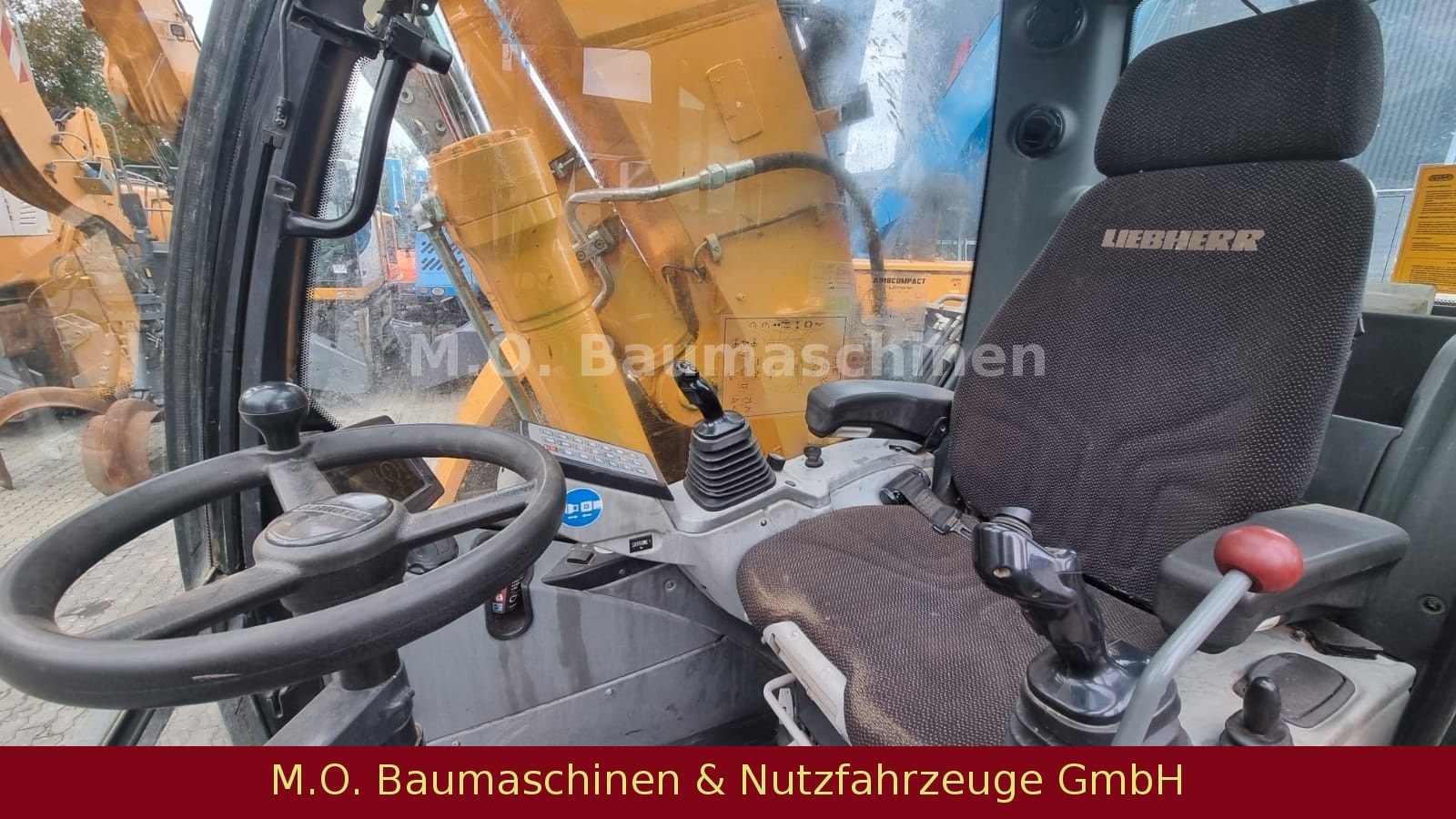 Fahrzeugabbildung Liebherr A 918 Compact / ZSA / SW / VSA / Ac /