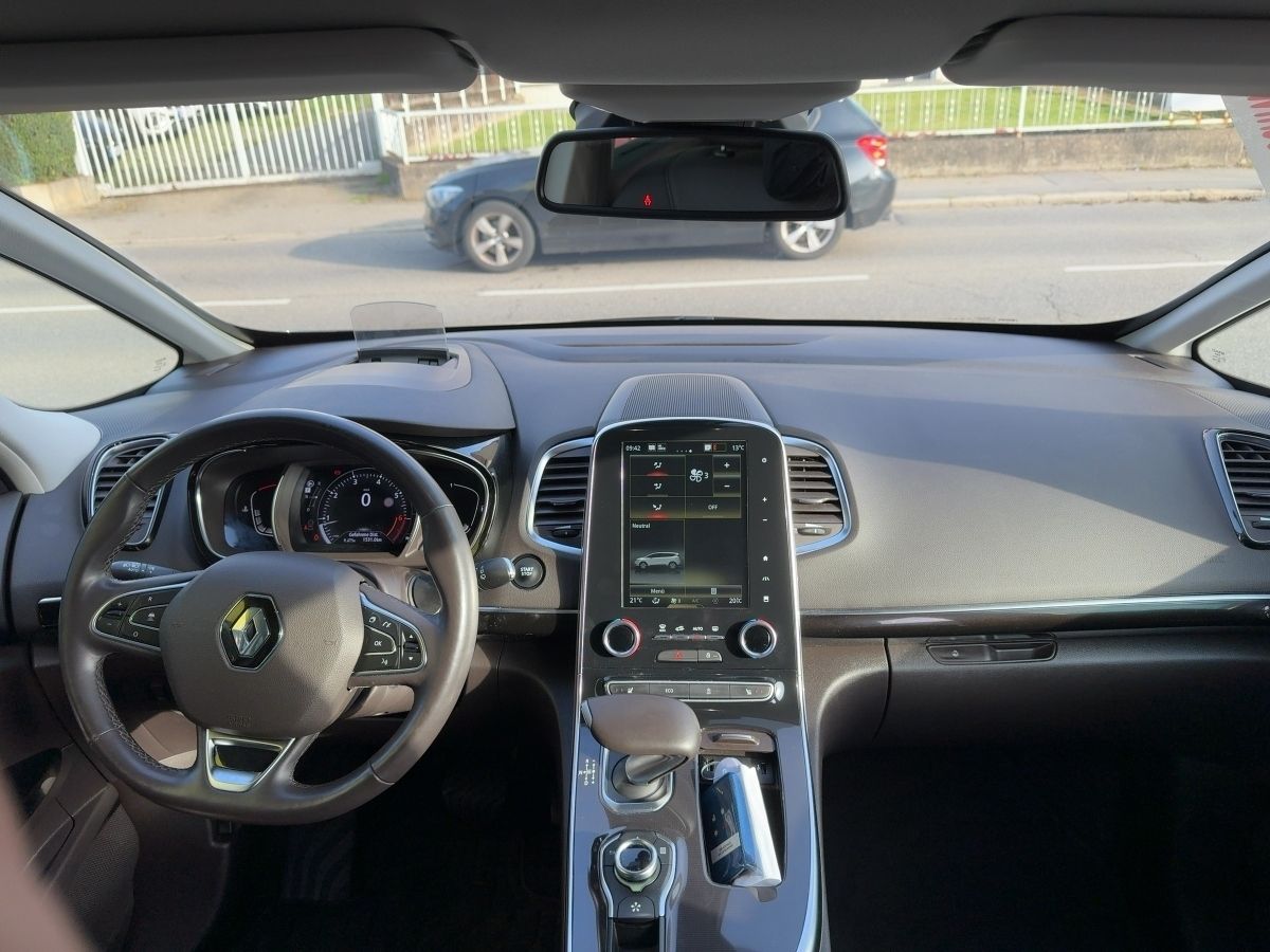 Fahrzeugabbildung Renault Espace TCe 225 EDC AHK el. Heckkl. Kamera WKR