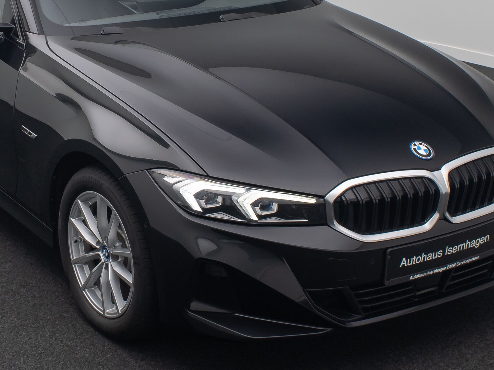 Fahrzeugabbildung BMW 320e DAB Kamera Alarm H/K Sport Leder Komfort