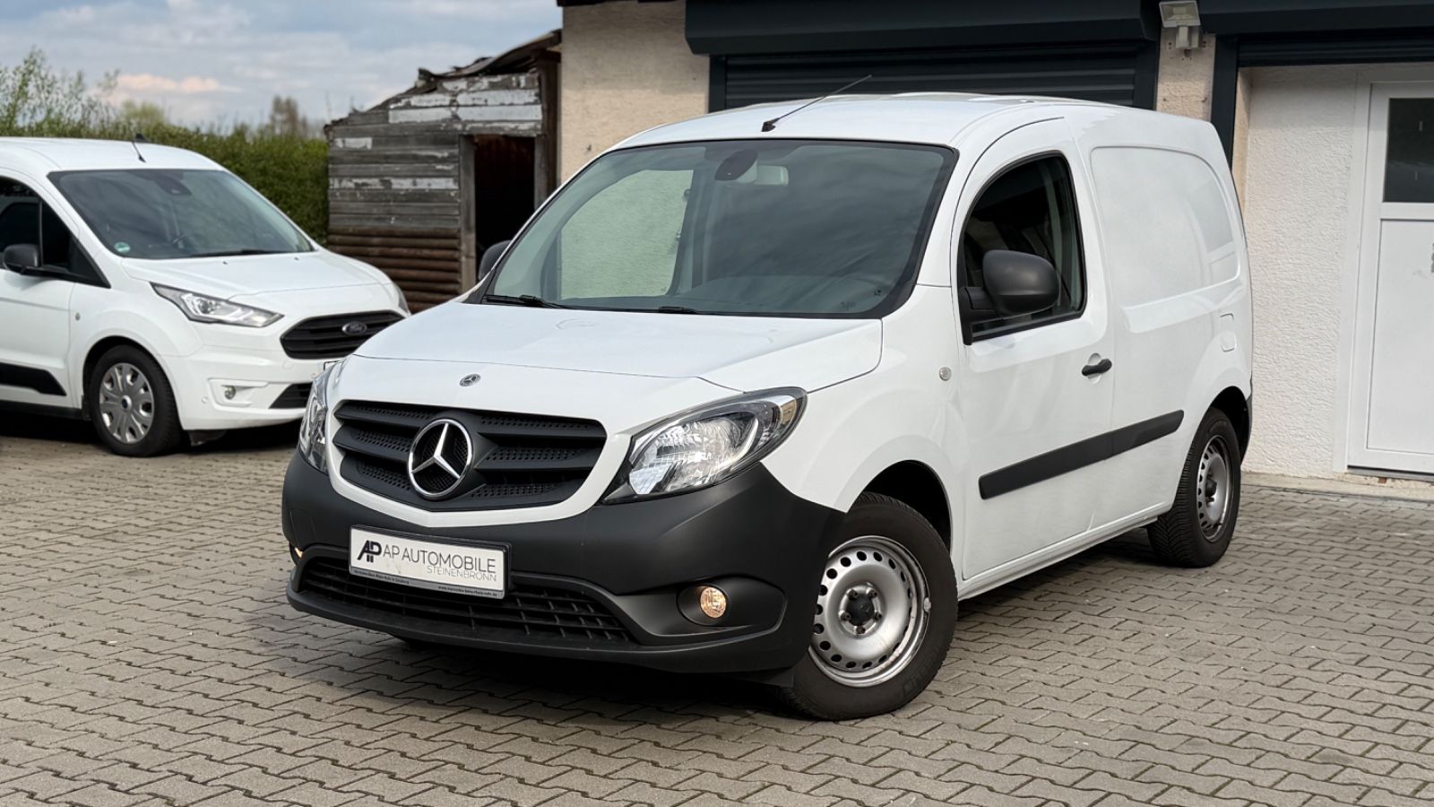 MERCEDES-BENZ Citan Kasten 109 CDI lang 1.Hand/Mwst./RFK/Klima