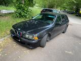 BMW 5er 530i, Tieferlegung, 6 Ganggetriebe - BMW aus 2004: 5er