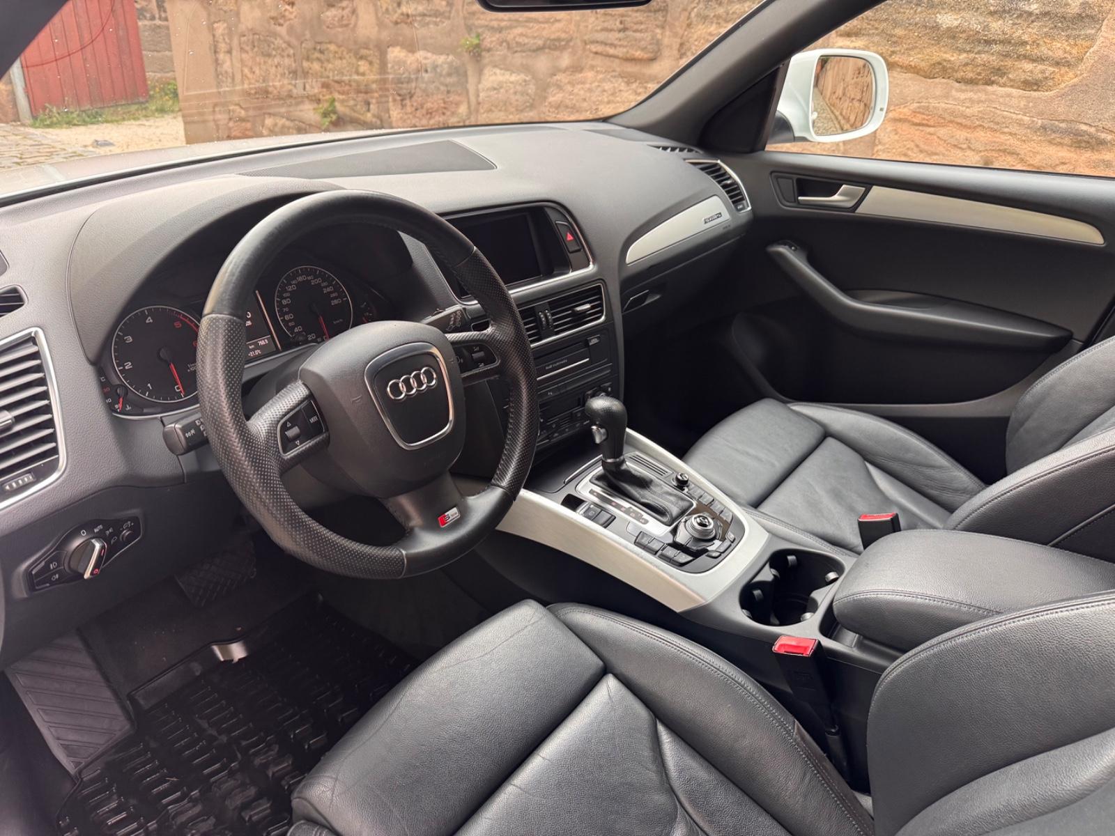 AUDI Q5 3.0 TDI QUATTRO S-LINE 2TE HAND | 239 ch | BVA | HAYON ÉLECTRIQUE | PACK SPORT | VOLANT EN CUIR