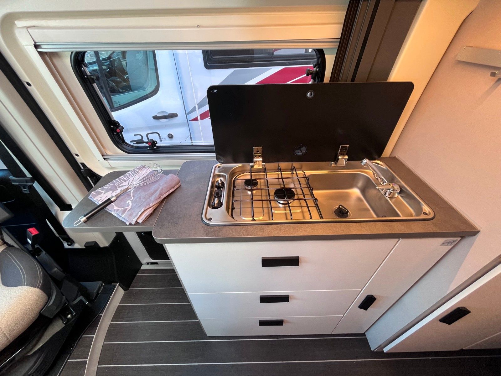 Fahrzeugabbildung XGO Van 5 Modell 2025 SPRING SALE