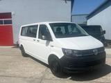 Volkswagen T6 Kombi lang 9Sitzer DSG KLIMA, PDC, SCHECKHEFT - scheckheftgepflegte VW T6 Caravelle