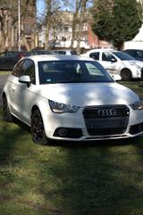 Audi A1 1.2 TFSI Ambition, TÜV, AUDI-Navi, 8-fach