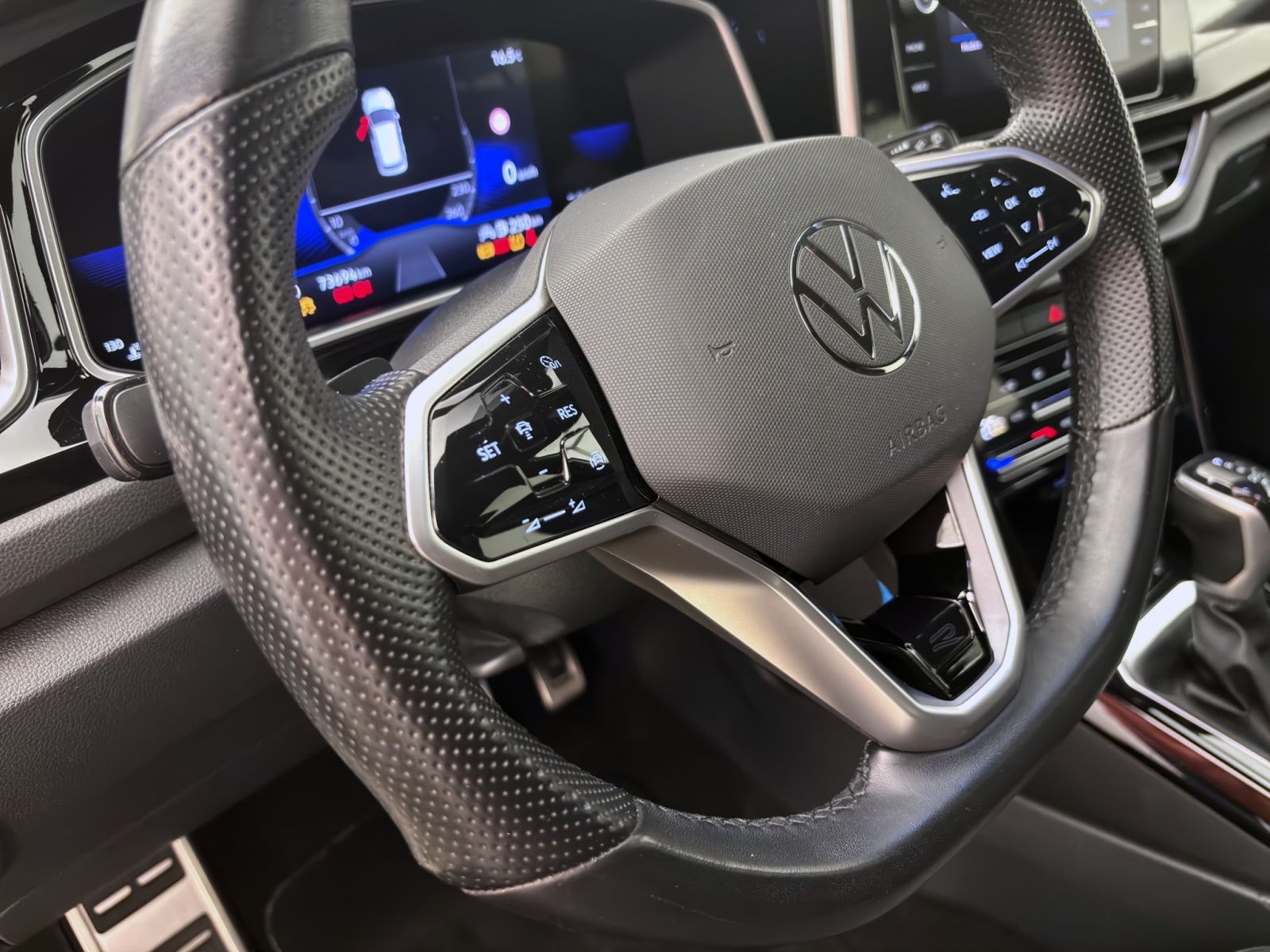 Volkswagen T-Roc - Bild 13