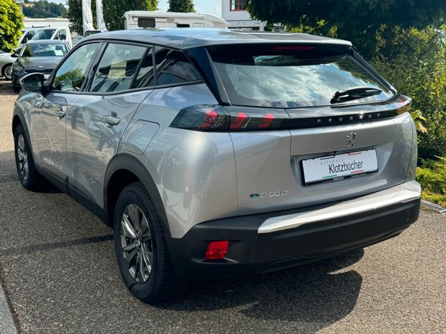 PEUGEOT 2008 e- Active