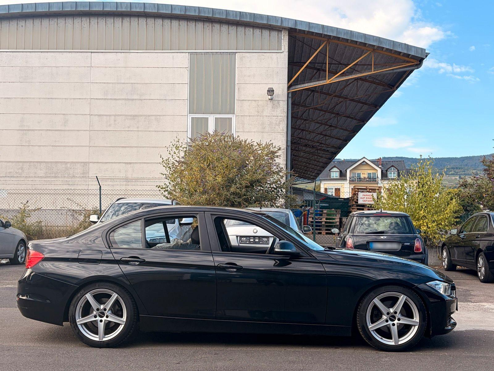 BMW 320