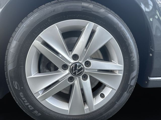 Golf VIII Variant 2.0 TDI DSG Life NAVI BUSINESS