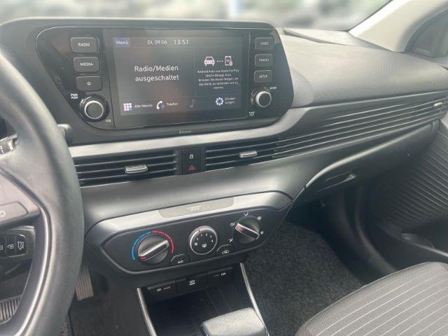 Fahrzeugabbildung Hyundai i20 Trend Mild-Hybrid Navi Digitales Cockpit App