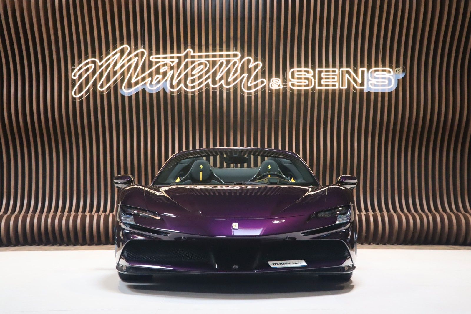 Ferrari SF90 SPIDER - Full Carbon - Lift - Carplay imagem 3