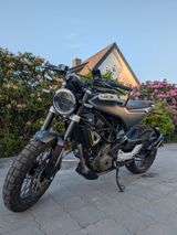 Husqvarna Svartpilen 401 - Offers matching your search criteria