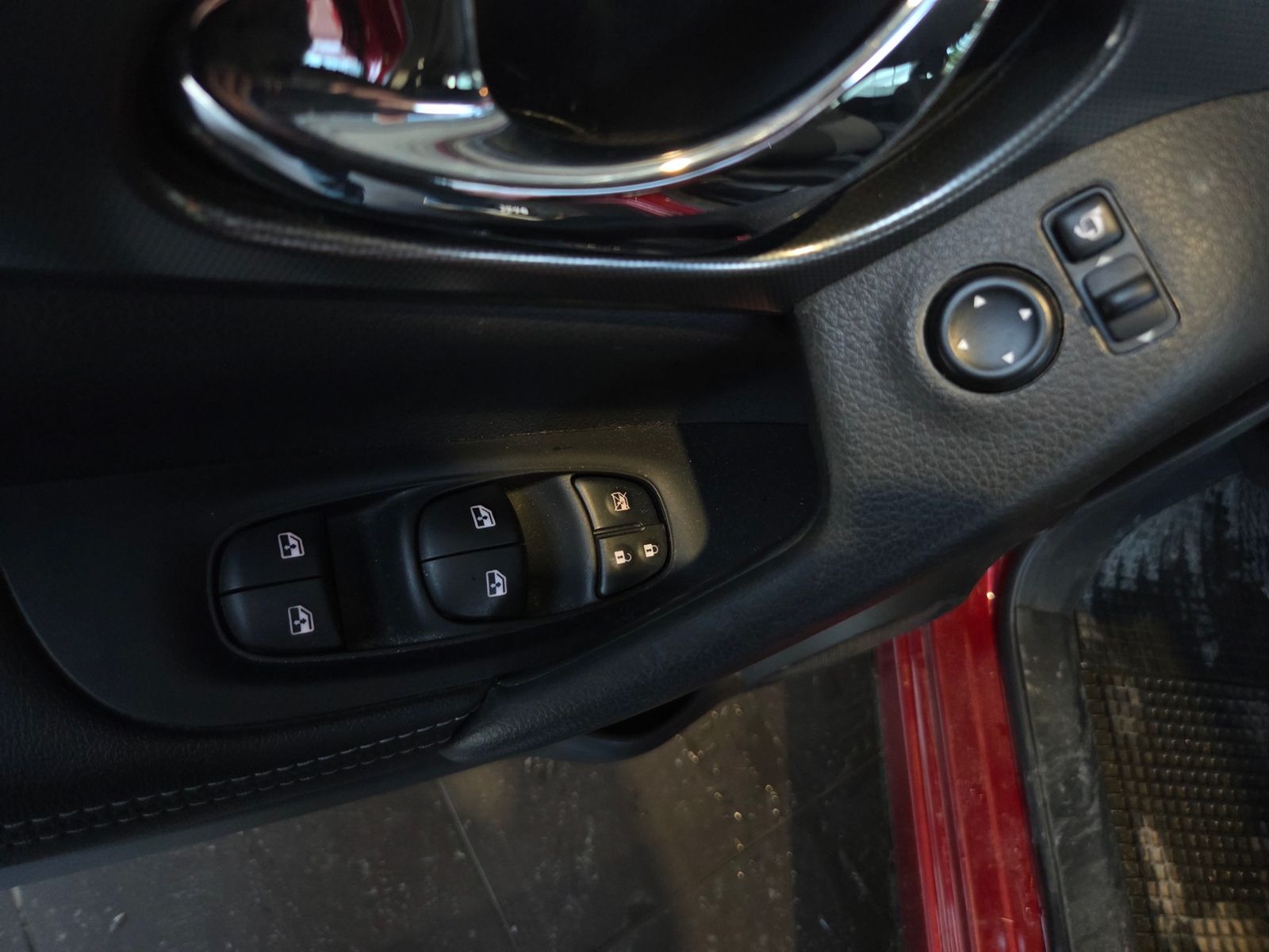 Fahrzeugabbildung Nissan Qashqai N-Connecta AHK LED NAV 360° SHZ ALU