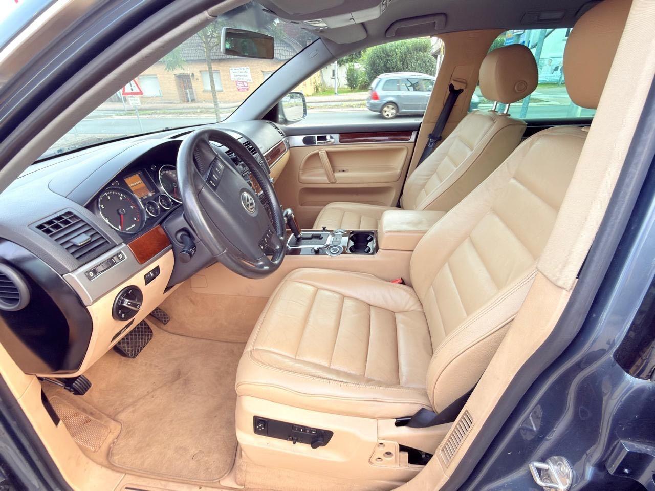 Volkswagen Touareg 2004 — photo 7