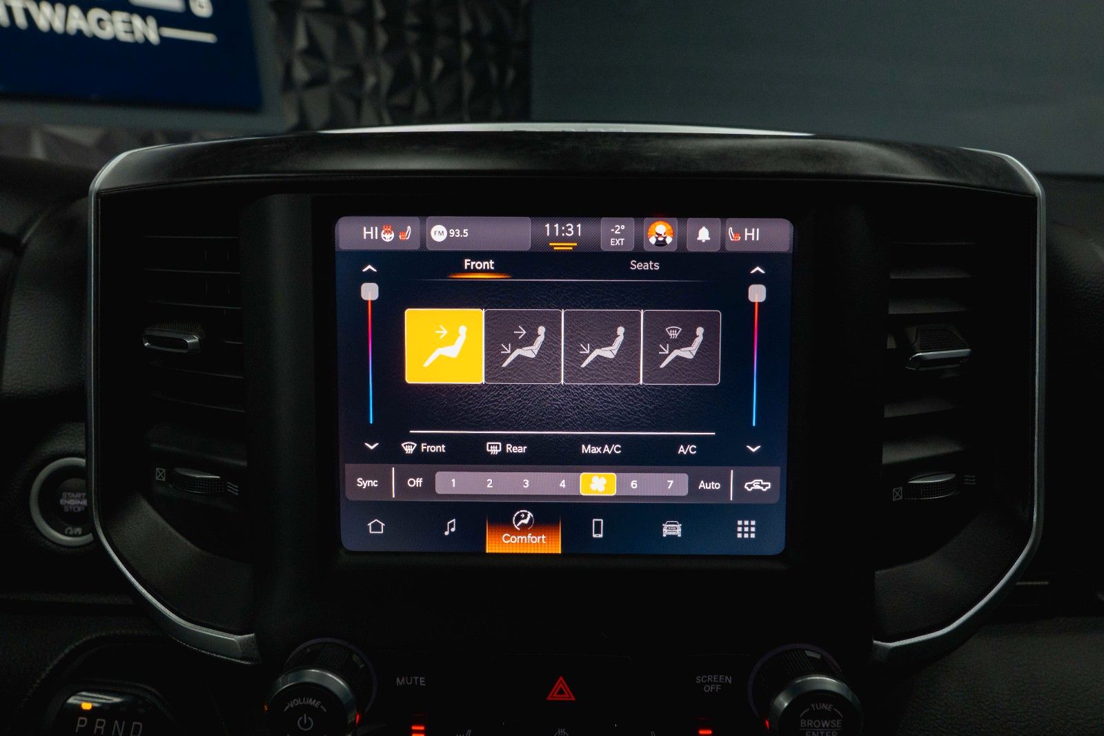 Fahrzeugabbildung Dodge RAM 5.7 V8 HEMI 4x4 BLACK EDITION Longbed 19%