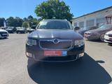Skoda Superb Combi Elegance/Xenon/AHK - Skoda Superb Elegance mit Benzin-Antrieb