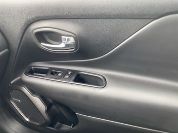 Jeep Renegade 1.3 T-GDI FWD Limited Kam.+KeyLess+Navi