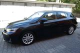 Lexus CT 200h Luxury Line  - schwarze Lexus CT 200h