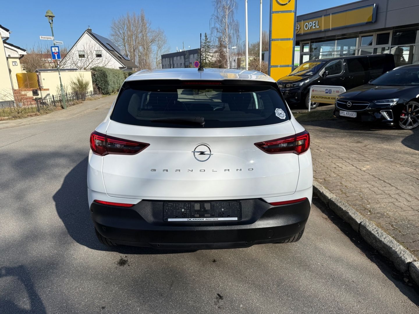 Fahrzeugabbildung Opel Grandland 1.2 Turbo Automatik SHZ+LHZ+Kamera