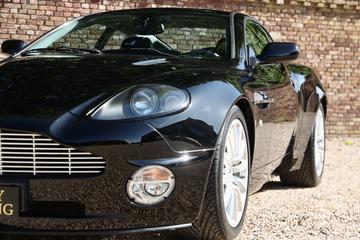 2002 Aston Martin VANQUISH — миниатюра 32