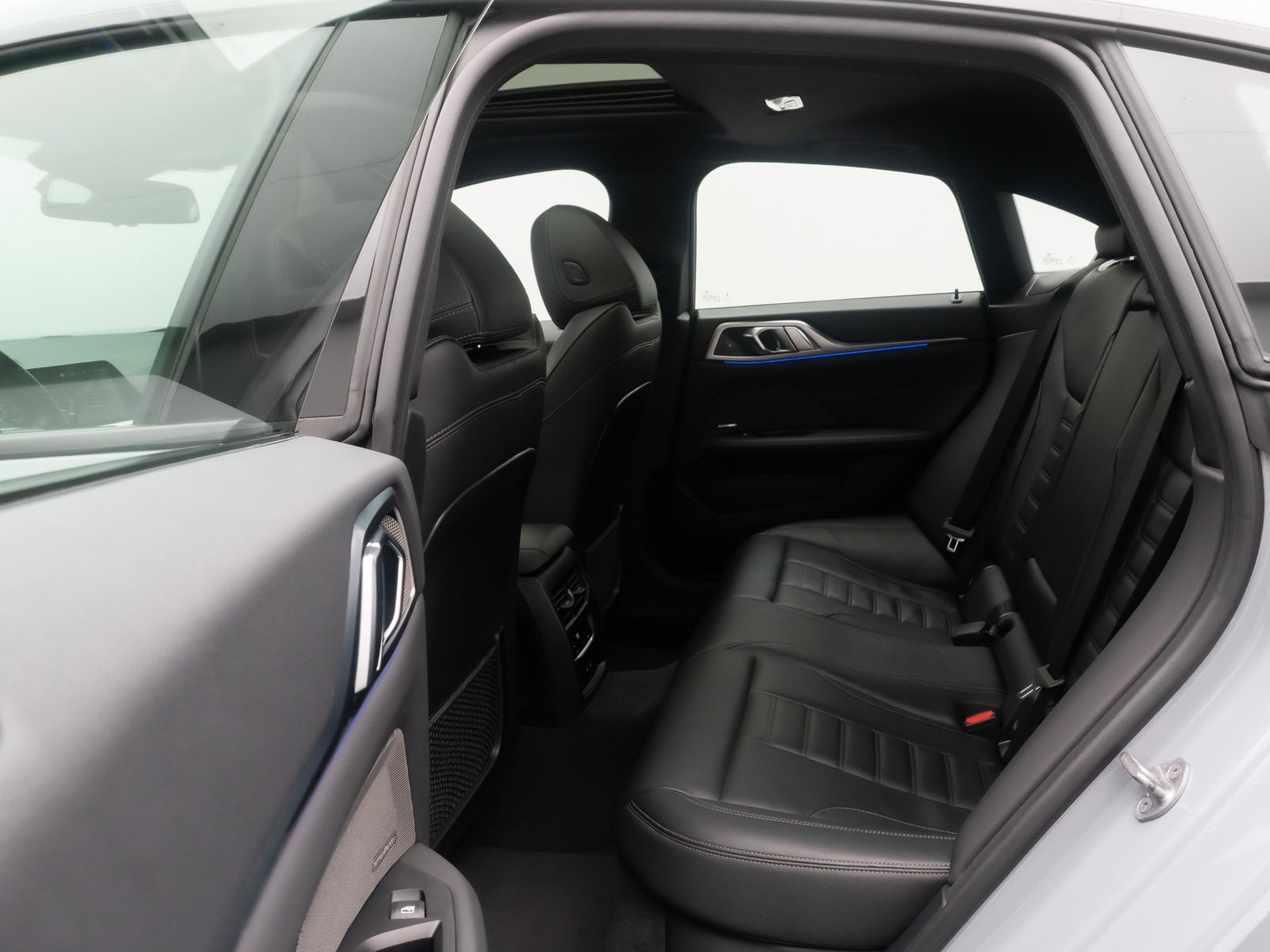 Fahrzeugabbildung BMW M440 i xD Gran Coup&eacute; H/K Kamera HUD DAB 19Zoll